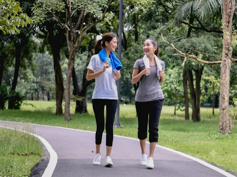 Đi bộ nhanh và chạy bộ giúp tăng tiêu hao năng lượng toàn thân