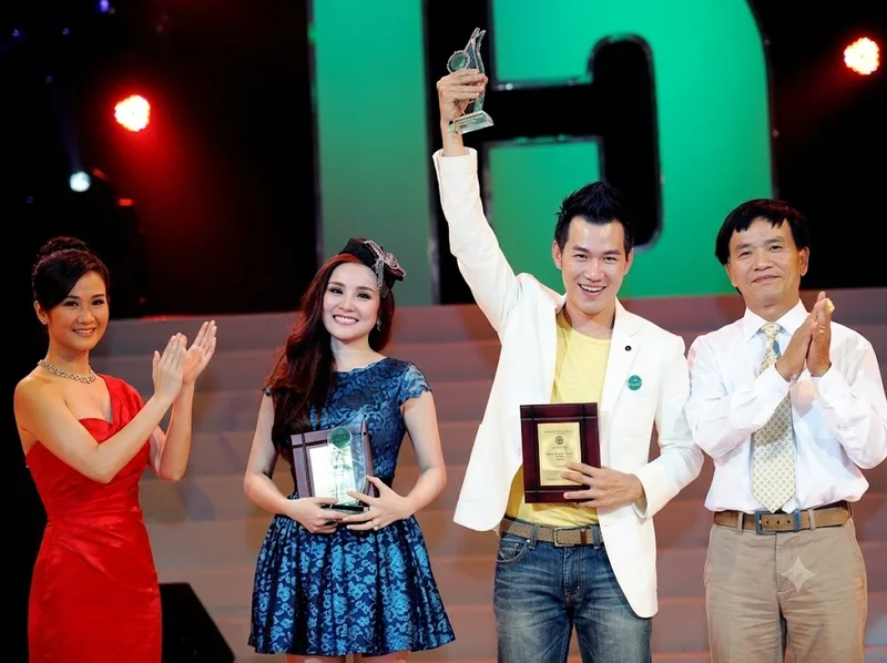 Vy Oanh ghi dấu với nhiều cột mốc đáng nhớ trong sự nghiệp