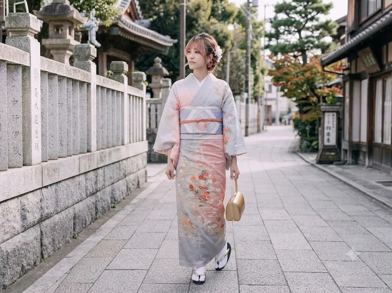 Kimono Nhật Bản là biểu tượng trang phục truyền thống thanh lịch và tinh tế